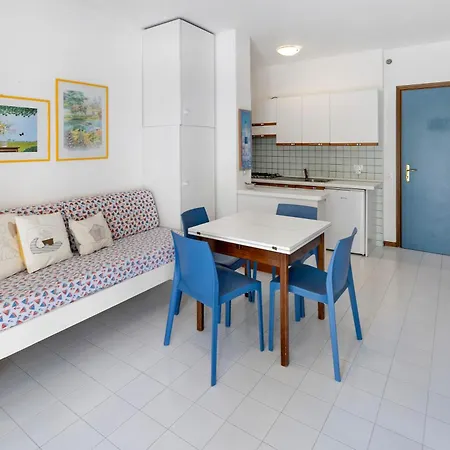 Bilocale Tm Frontemare Con Piscina *