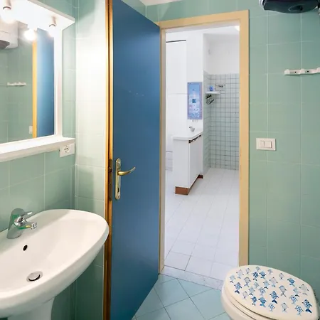 Bilocale Tm Frontemare Con Piscina *